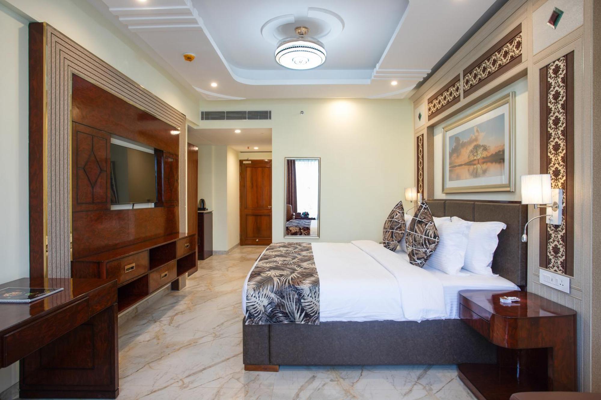 The Avenue Grand Hotel กาลังกูติ ภายนอก รูปภาพ